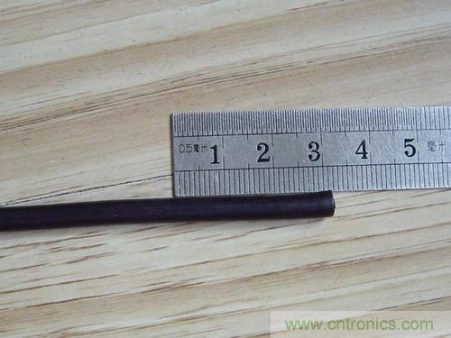 最簡(jiǎn)單使用的天線(xiàn)——罐頭天線(xiàn)，可做正饋大鍋饋源！ 