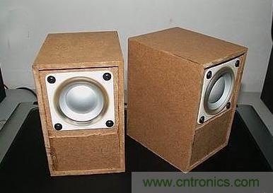 焊接完畢，背面