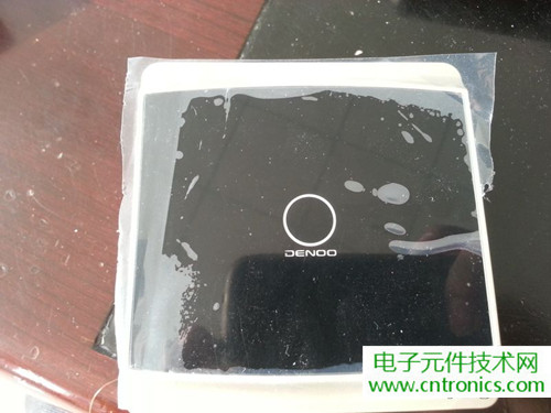 一款觸控開關(guān)拆解，做工不錯(cuò)