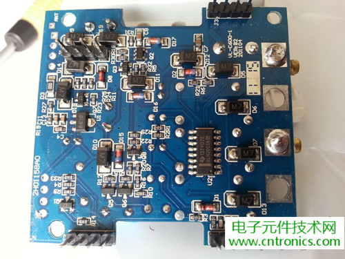 一款觸控開關(guān)拆解，做工不錯(cuò)