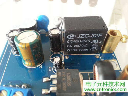 一款觸控開關(guān)拆解，做工不錯(cuò)