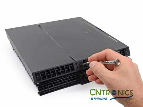 游戲機內(nèi)部的秘密:逆天級拆解索尼 PALY STATION 4!