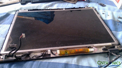 創(chuàng)意DIY：將筆記本大卸八塊做成臺(tái)式機(jī)！