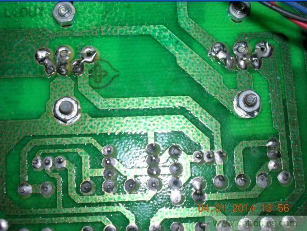 巧奪天工！大神利用山寨功放為高性價(jià)比逆變器“穿新衣”