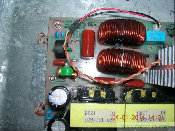 巧奪天工！大神利用山寨功放為高性價(jià)比逆變器“穿新衣”