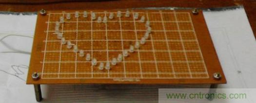 三八節(jié)將至！DIY心形LED流水燈！你們懂的~