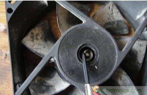 創(chuàng)意DIY！迷你風力發(fā)電機！