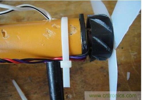 創(chuàng)意DIY！迷你風力發(fā)電機！