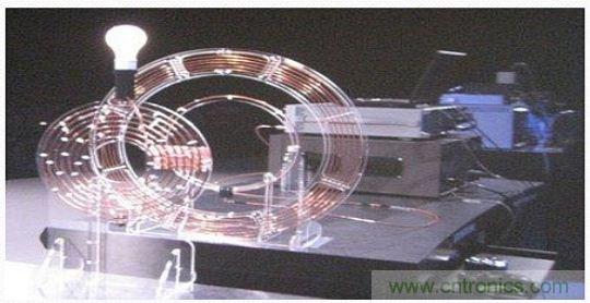 預(yù)言：無(wú)線(xiàn)電力傳輸或?qū)⒏淖兾磥?lái)世界？