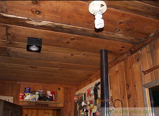 圖4：雜物間。