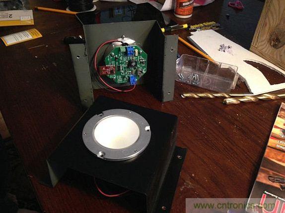 圖2：Microchip的PIC16F1788 28引腳8位高級(jí)模擬閃存MCU。