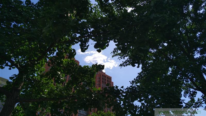 無邊框的 nubia Z9 ，一款既有驚喜，又有驚艷的智能手機