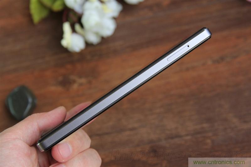 無邊框的 nubia Z9 ，一款既有驚喜，又有驚艷的智能手機