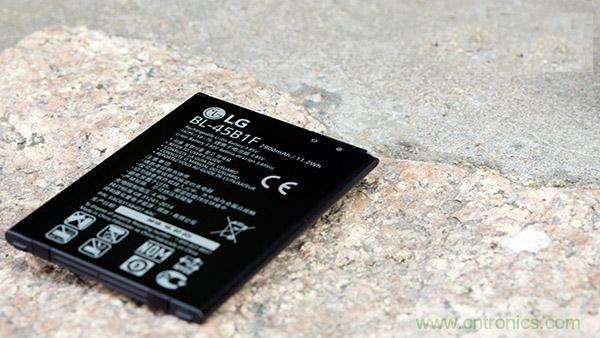 業(yè)界良心 LG V10 評測:剛毅、冷峻，不失人性化