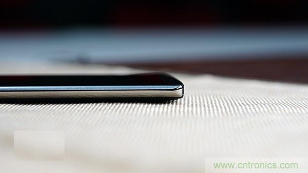 業(yè)界良心 LG V10 評測:剛毅、冷峻，不失人性化