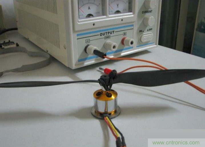 無(wú)人機(jī) DIY 制作全過(guò)程，酷得不要不要的！
