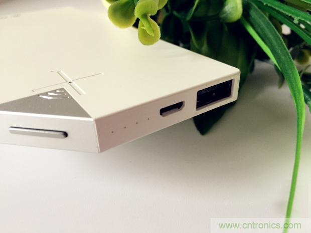 長(zhǎng)虹流云智能電源，集“充電”+“存儲(chǔ)”于一身