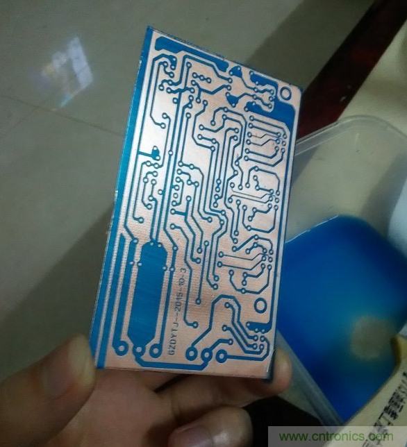 嘗試了四次PCB制作， 最后一發(fā)算是成功了