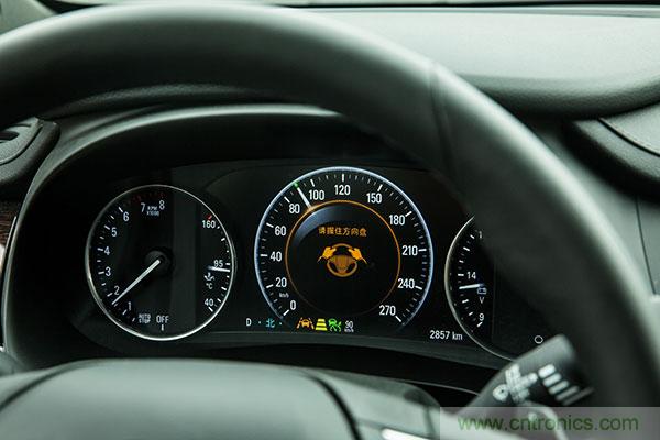 親測：從ADAS到自動駕駛，不同品牌上路表現(xiàn)對比