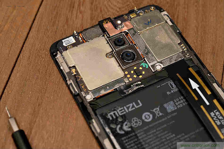 拆解魅族15 Plus：玩轉(zhuǎn)了新概念，但其工藝究竟如何？