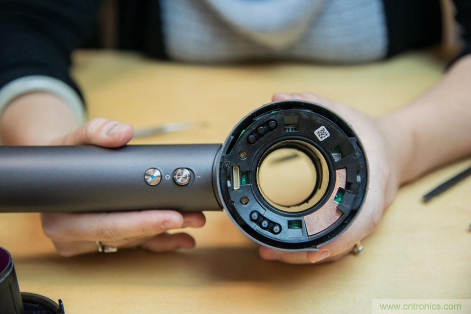 拆解戴森吹風(fēng)機：近三千元的價格貴在哪？