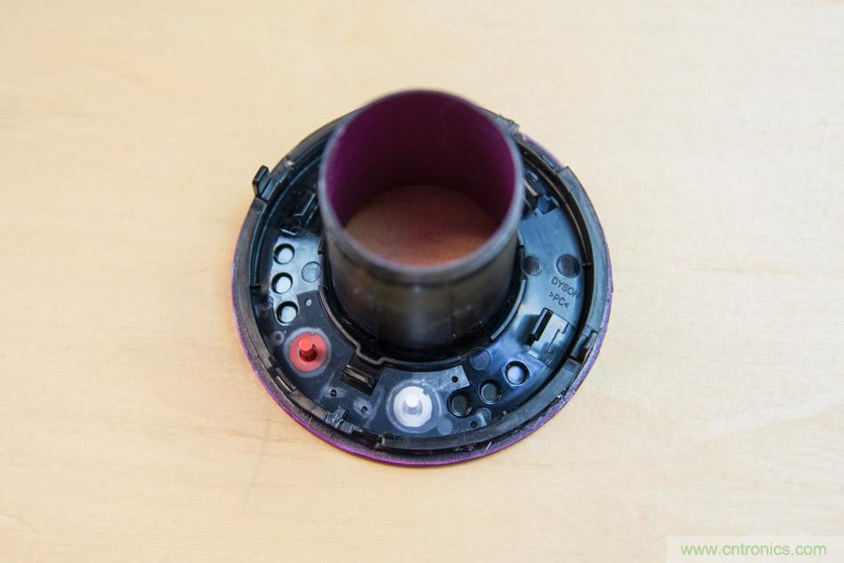 拆解戴森吹風(fēng)機：近三千元的價格貴在哪？