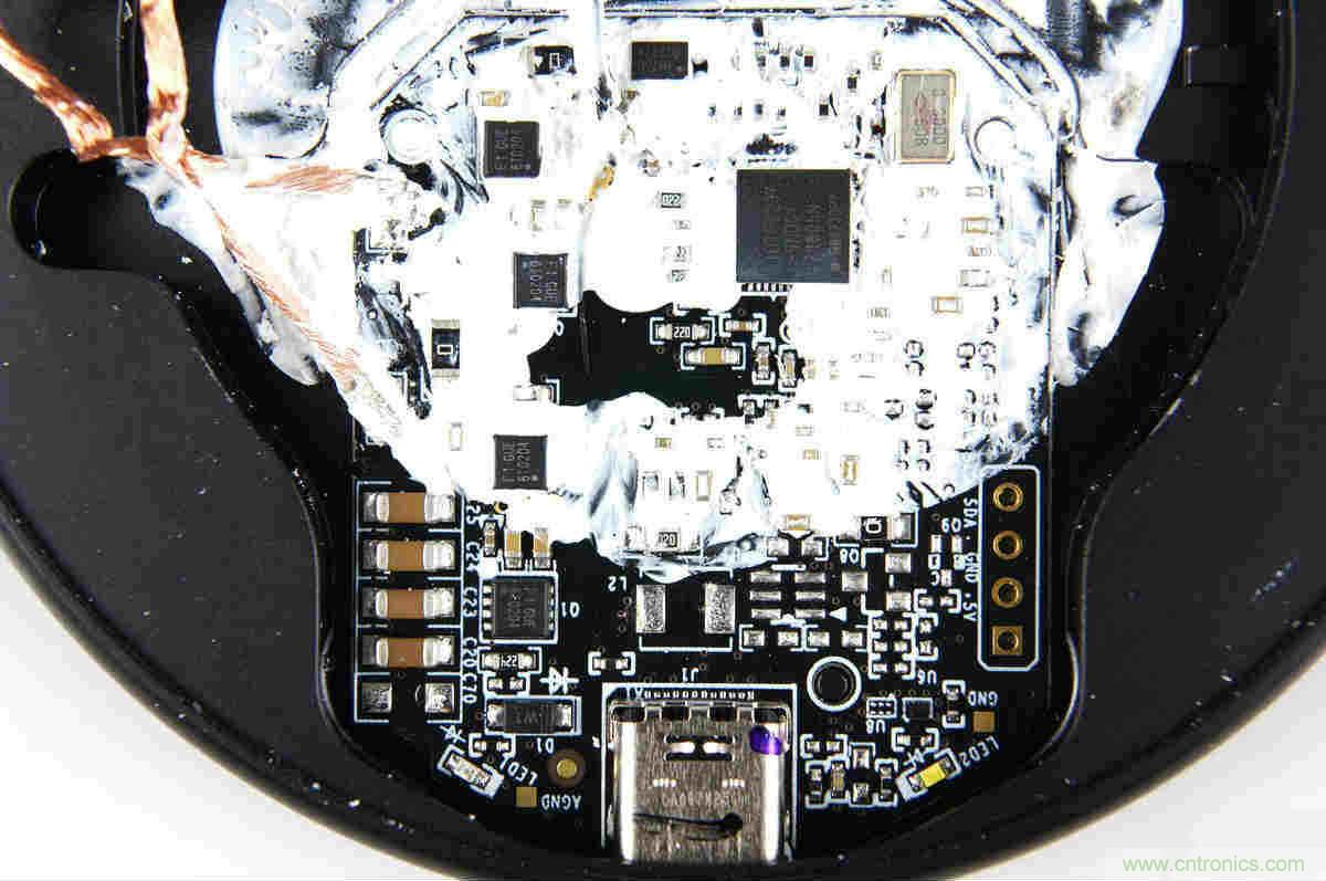 拆解對比：系出同門，小米、紫米無線充電器的差別有多大？