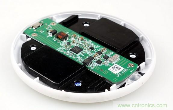 拆解對比：系出同門，小米、紫米無線充電器的差別有多大？