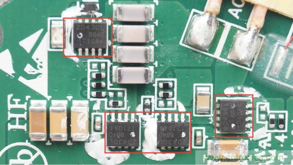 拆解華為保時(shí)捷設(shè)計(jì)快充無線充電器：憑啥能賣699？
