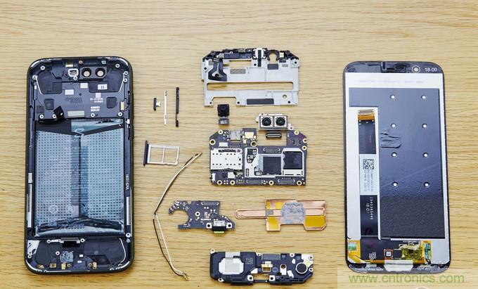 拆解黑鯊手機：多級直觸一體式液冷系統(tǒng)有什么門道？