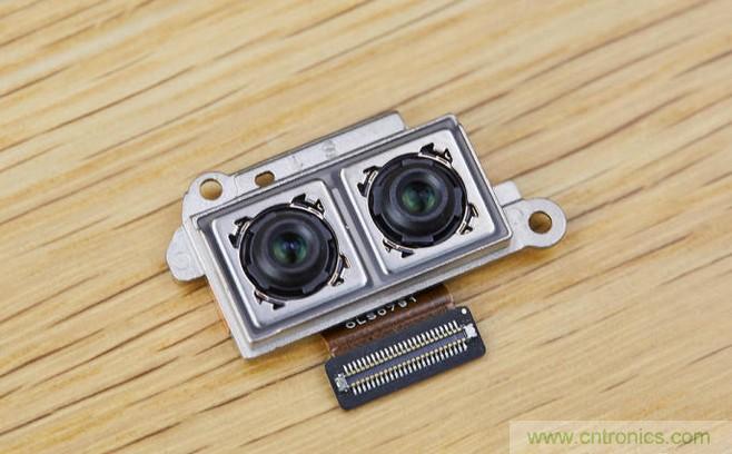 拆解黑鯊手機：多級直觸一體式液冷系統(tǒng)有什么門道？