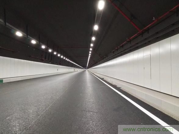 十大極限挑戰(zhàn):港珠澳大橋照明工程煉成記 十大極限挑戰(zhàn):港珠澳大橋照明工程煉成記