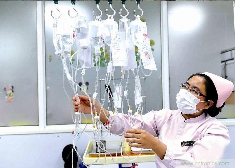 醫(yī)護輸液系統升級，注射泵無線化如何實現？