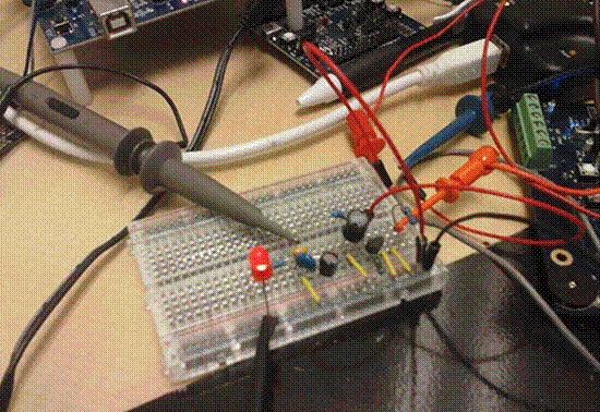 開關(guān)轉(zhuǎn)換器的8位嵌入式設(shè)計(jì)應(yīng)用 開關(guān)轉(zhuǎn)換器的8位嵌入式設(shè)計(jì)應(yīng)用