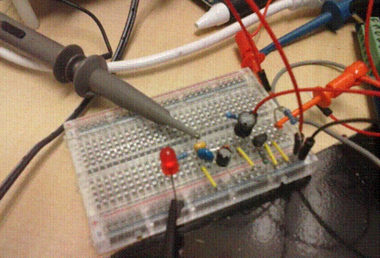 開關(guān)轉(zhuǎn)換器的8位嵌入式設(shè)計(jì)應(yīng)用 開關(guān)轉(zhuǎn)換器的8位嵌入式設(shè)計(jì)應(yīng)用